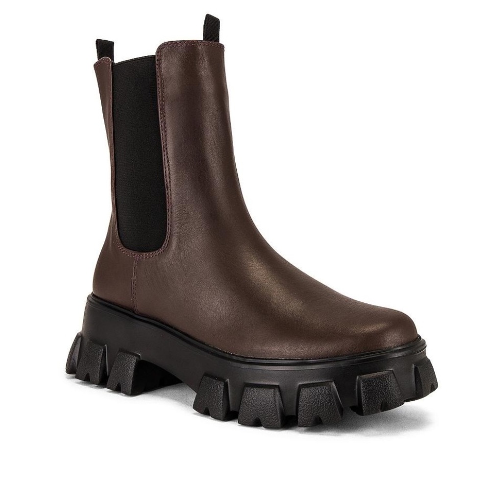REVOLVE Brown Chunky Chelsea Ankle Boots